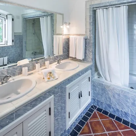 Βίλα Sleeps 14 Pool Air Con Wifi Malhadais