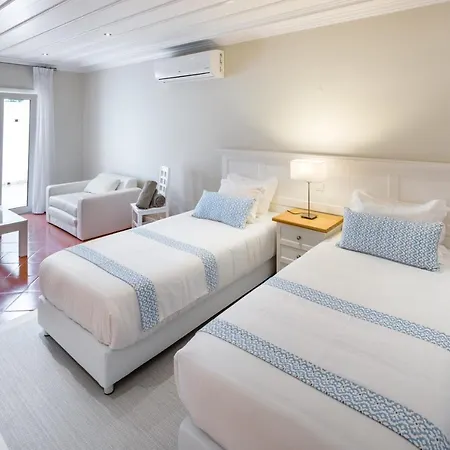 Sleeps 14 Pool Air Con Wifi Malhadais