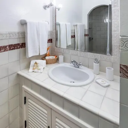 Sleeps 14 Pool Air Con Wifi *